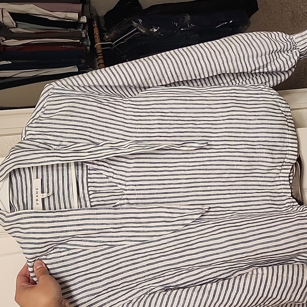 Frame Striped Linen Top - Picture 9 of 9